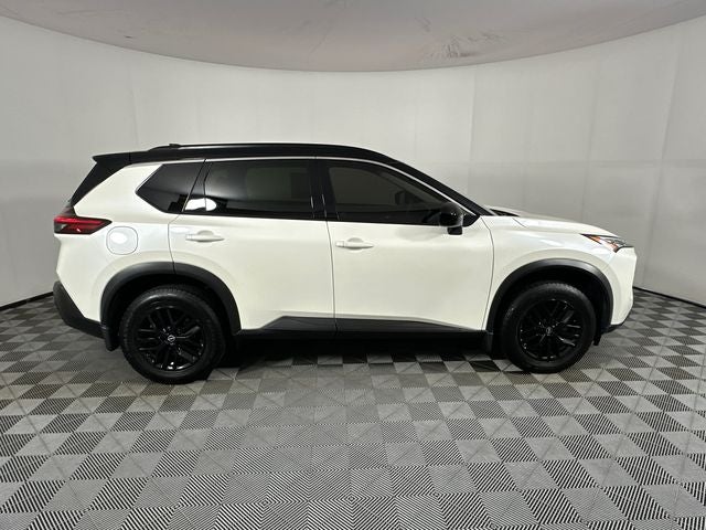 2023 Nissan Rogue SV Midnight Edition & Premium Package