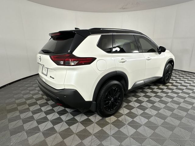 2023 Nissan Rogue SV Midnight Edition & Premium Package