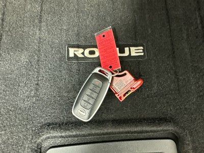 2023 Nissan Rogue SV Midnight Edition & Premium Package