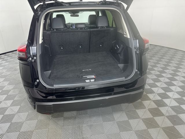 2024 Nissan Rogue SV Premium Package