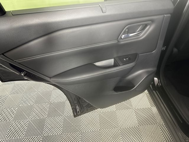 2024 Nissan Rogue SV Premium Package