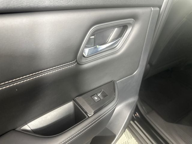 2024 Nissan Rogue SV Premium Package