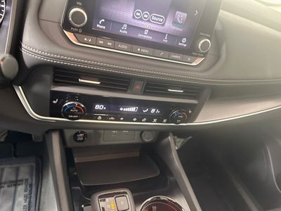 2024 Nissan Rogue SV Premium Package