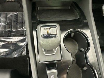 2023 Nissan Rogue SV Midnight Edition & Premium Package