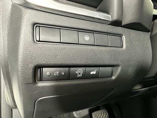 2023 Nissan Rogue SV Midnight Edition & Premium Package