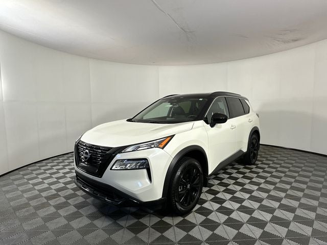 2023 Nissan Rogue SV Midnight Edition & Premium Package