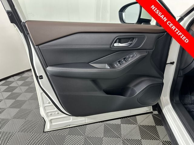 2023 Nissan Rogue SV Premium Package