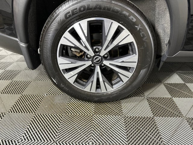 2023 Nissan Rogue SV Premium Package