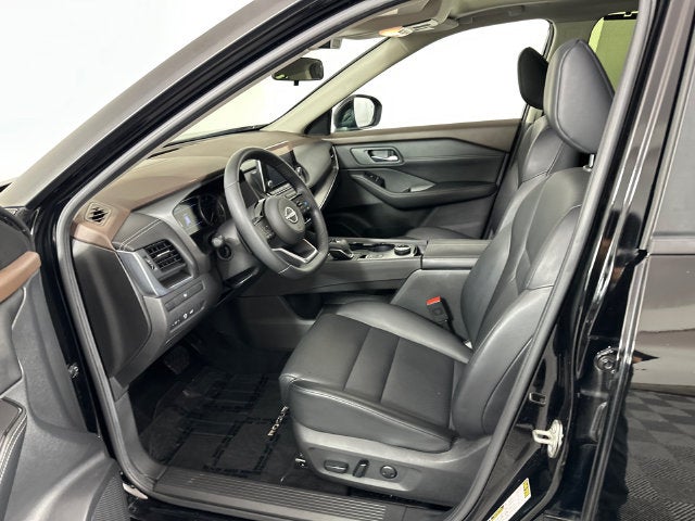 2023 Nissan Rogue SV Premium Package
