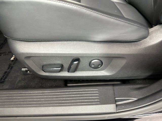 2023 Nissan Rogue SV Premium Package