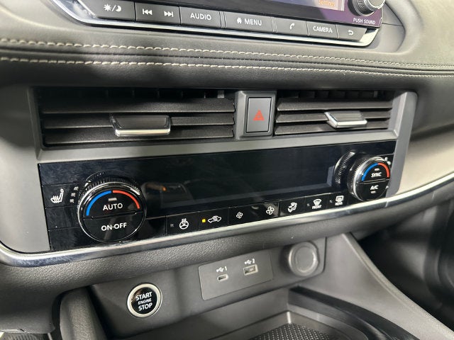 2023 Nissan Rogue SV Midnight Edition & Premium Package