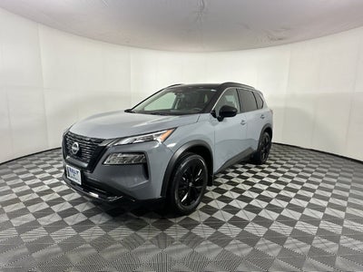 2023 Nissan Rogue SV Midnight Edition & Premium Package