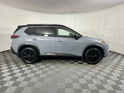2023 Nissan Rogue SV Midnight Edition & Premium Package