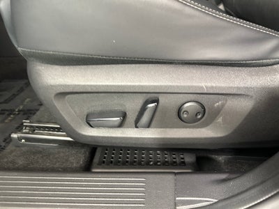 2023 Nissan Rogue SV Midnight Edition & Premium Package