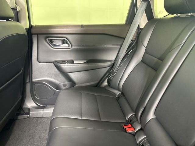 2023 Nissan Rogue SV Premium Package