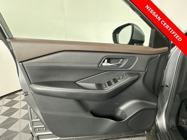 2023 Nissan Rogue SV PREMIUM PACKAGE
