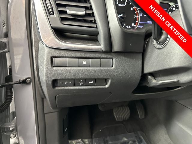 2023 Nissan Rogue SV Midnight Edition & Premium Package