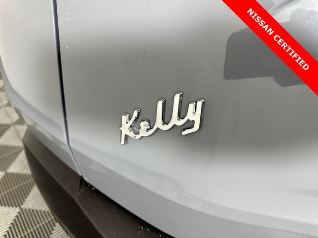 2023 Nissan Rogue SV Midnight Edition & Premium Package