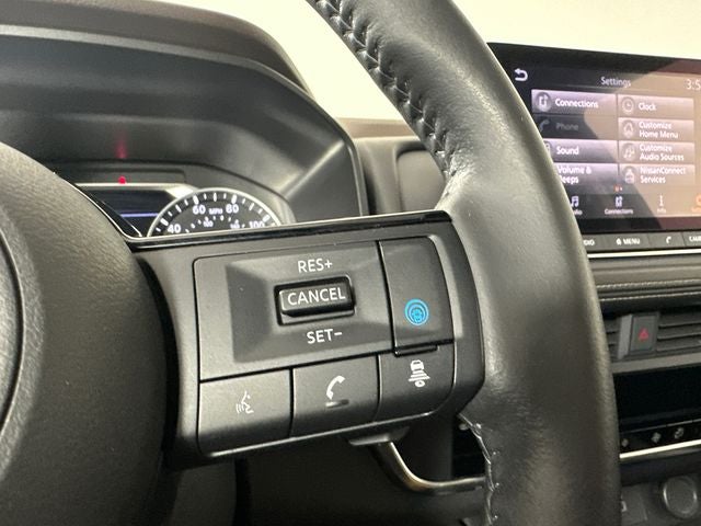 2023 Nissan Rogue SV Midnight Edition & Premium Package