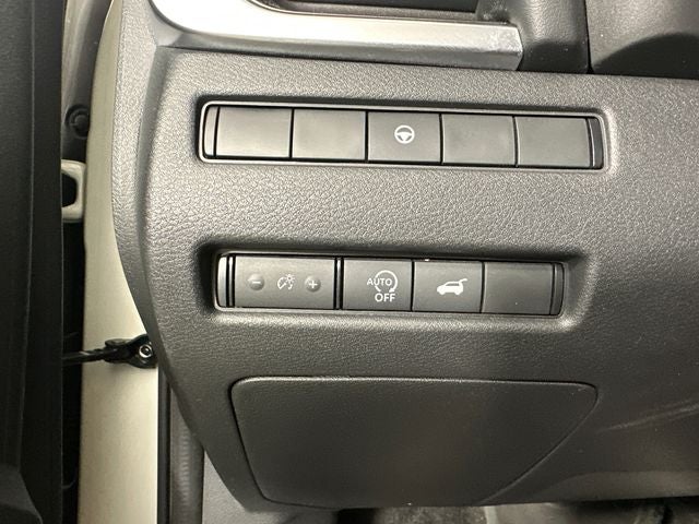 2023 Nissan Rogue SV Midnight Edition & Premium Package