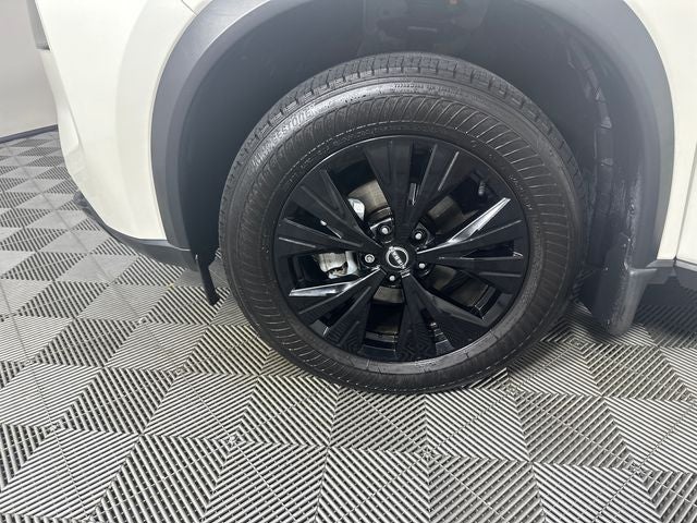 2023 Nissan Rogue SV Midnight Edition & Premium Package