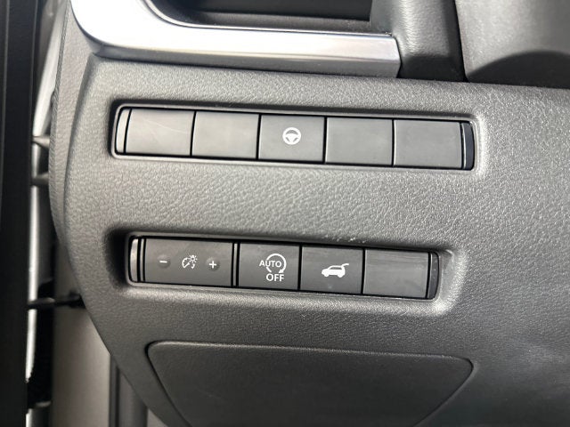 2023 Nissan Rogue SV Premium Package