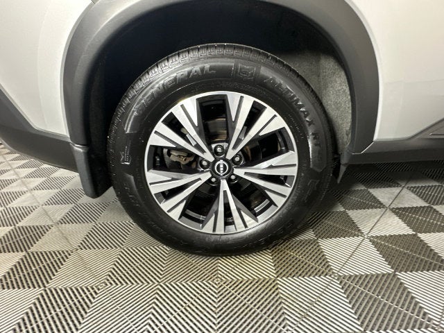 2023 Nissan Rogue SV Premium Package