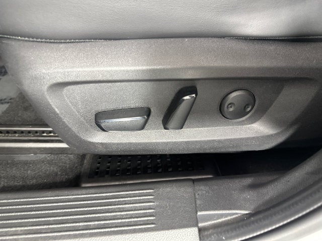 2023 Nissan Rogue SV Premium Package