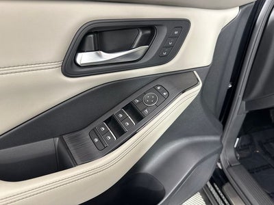 2023 Nissan Rogue SL Premium Package