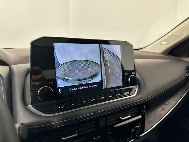 2023 Nissan Rogue Platinum Premium Package