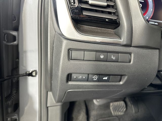 2023 Nissan Rogue Platinum Premium Package