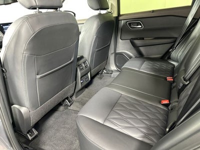 2023 Nissan Rogue Platinum Premium Package