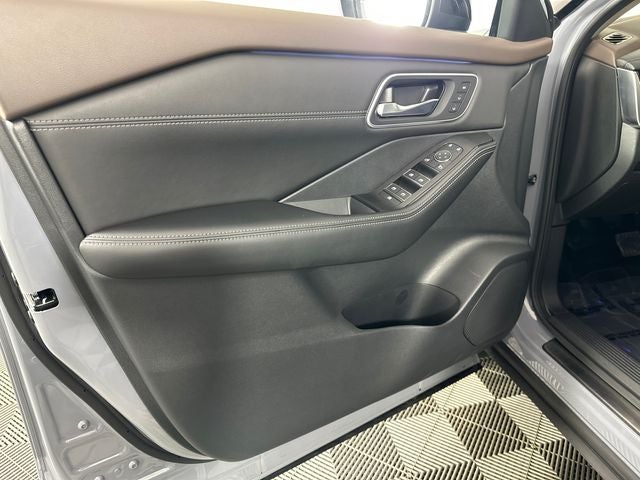 2023 Nissan Rogue Platinum Premium Package