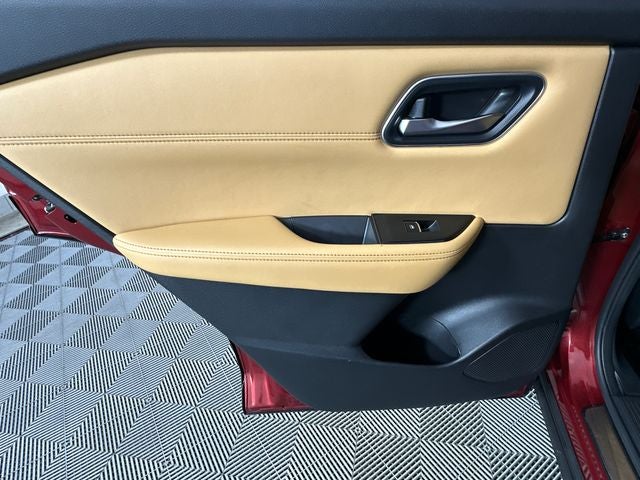 2023 Nissan Rogue Platinum Premium Package