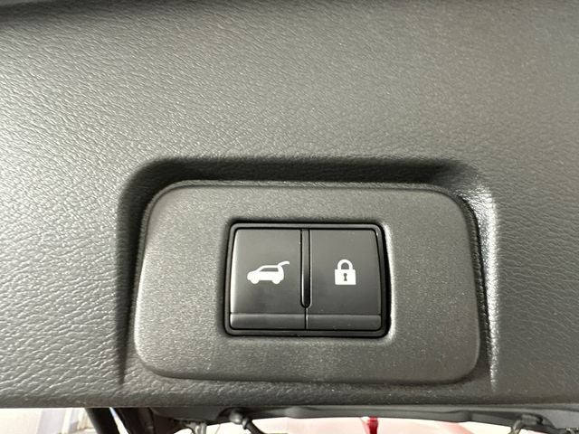 2023 Nissan Rogue Platinum Premium Package