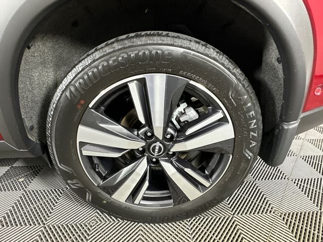 2023 Nissan Rogue Platinum Premium Package