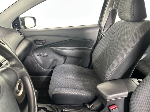2007 Toyota Yaris Base
