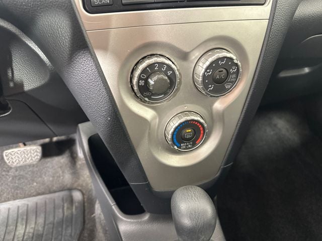 2007 Toyota Yaris Base
