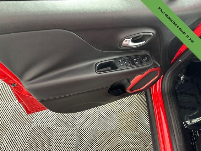 2016 Jeep Renegade Trailhawk
