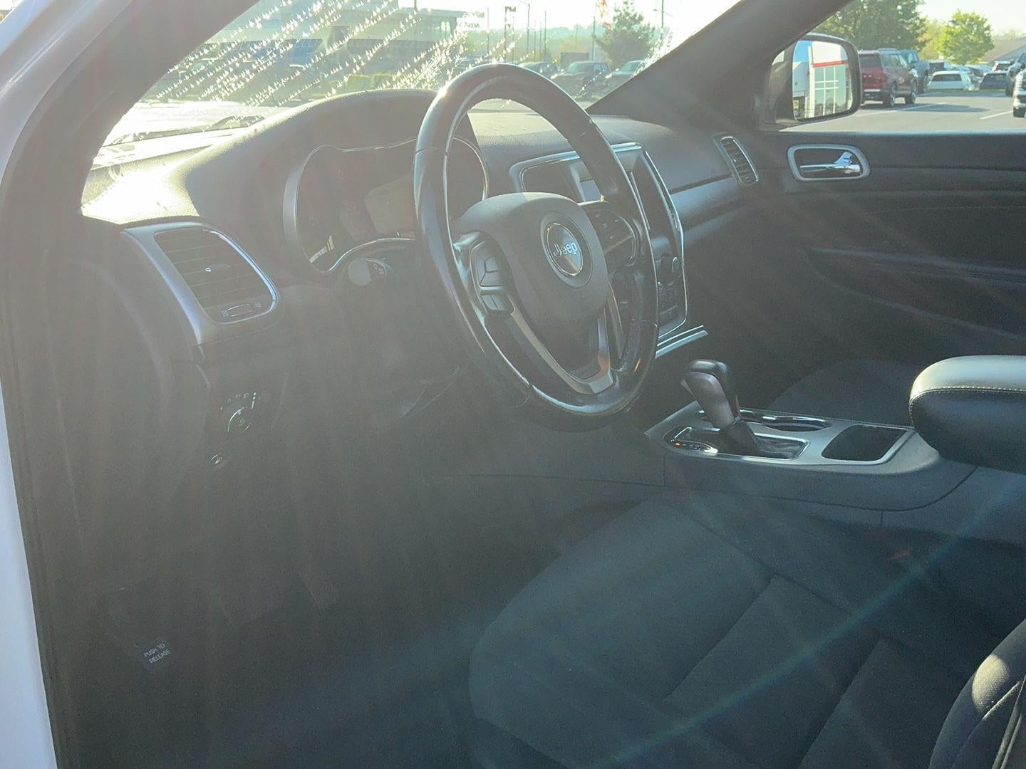 2020 Jeep Grand Cherokee Laredo E