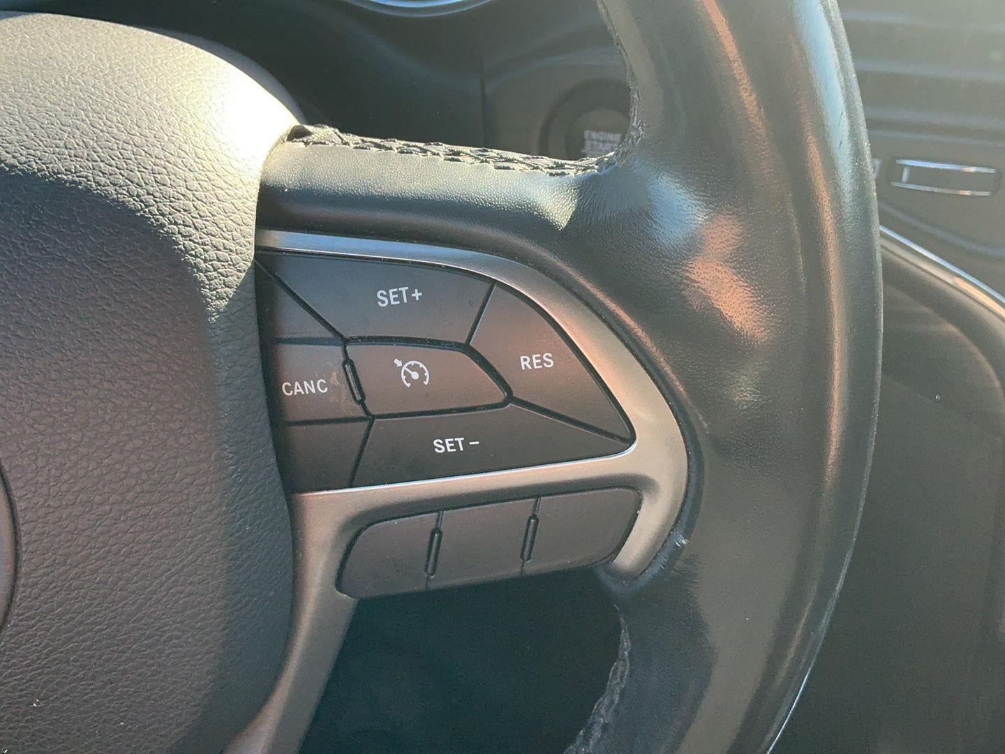 2020 Jeep Grand Cherokee Laredo E