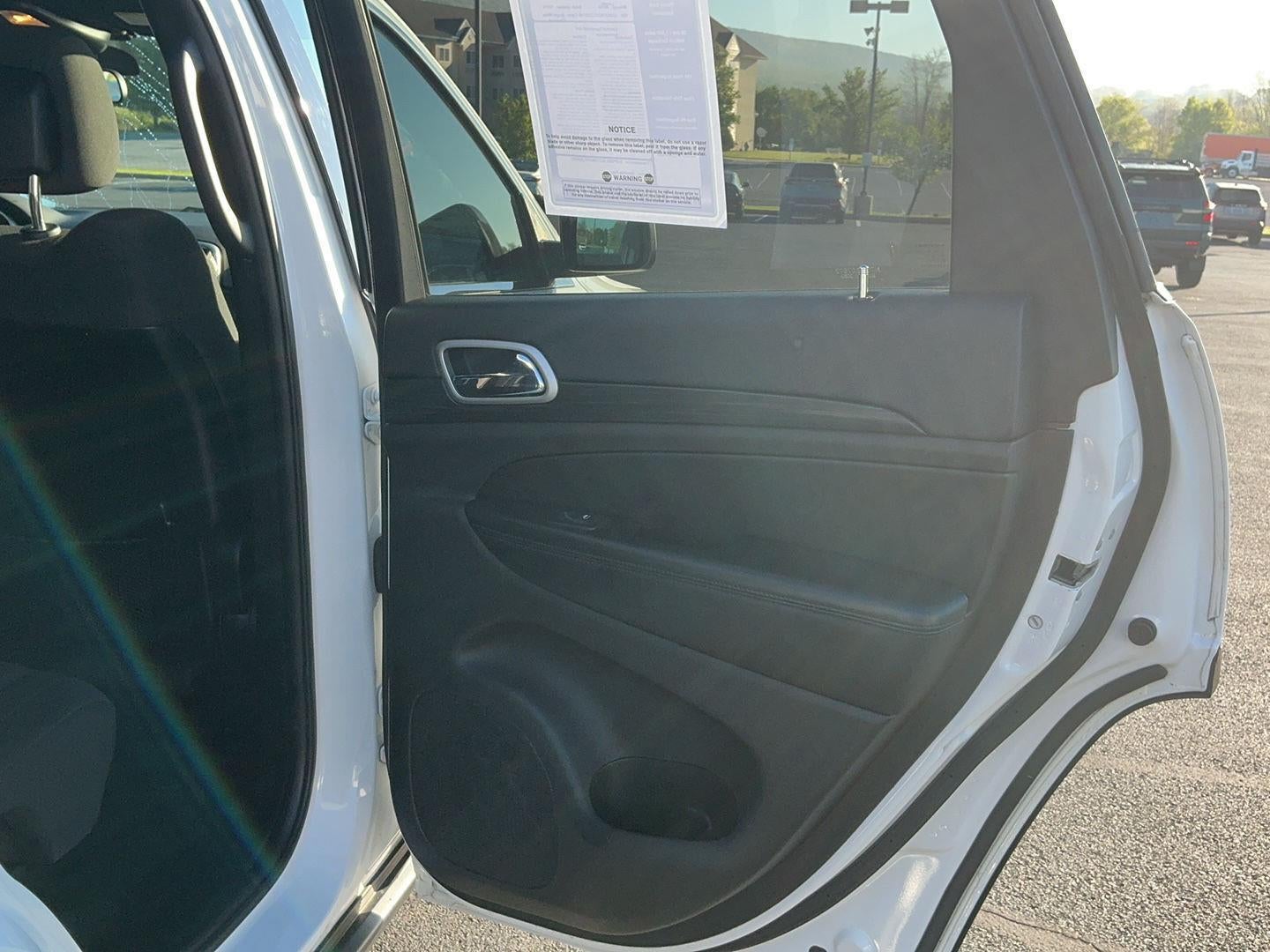 2020 Jeep Grand Cherokee Laredo E