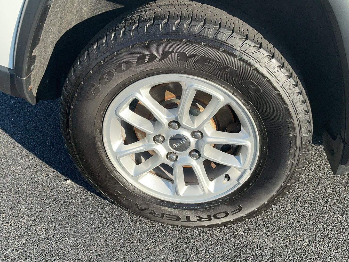2020 Jeep Grand Cherokee Laredo E