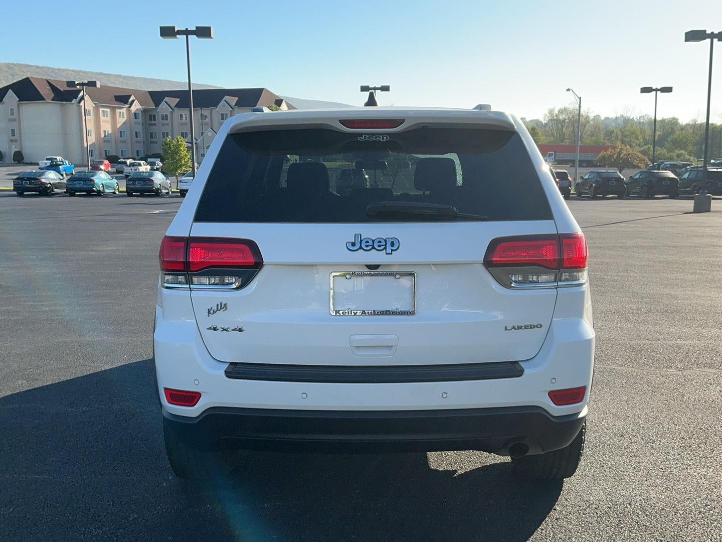 2020 Jeep Grand Cherokee Laredo E