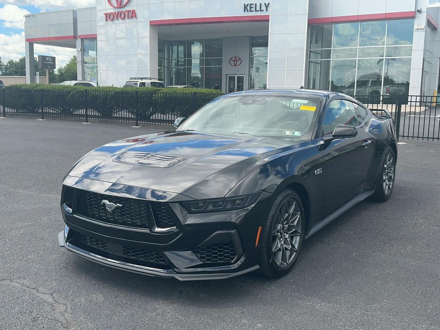 2025 Ford MUSTANG GT