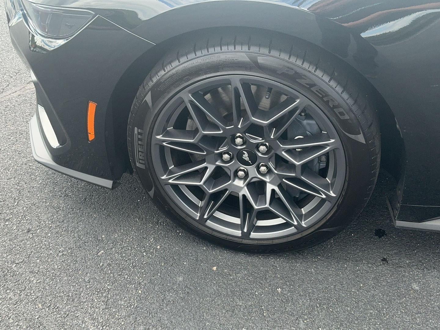 2025 Ford MUSTANG GT