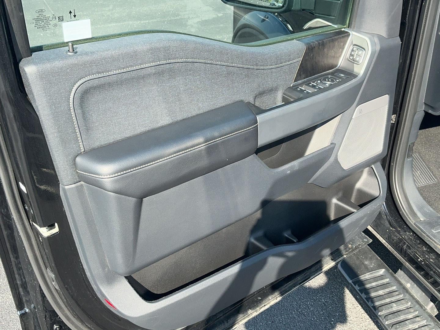 2024 Ford Super Duty F-250 Lariat