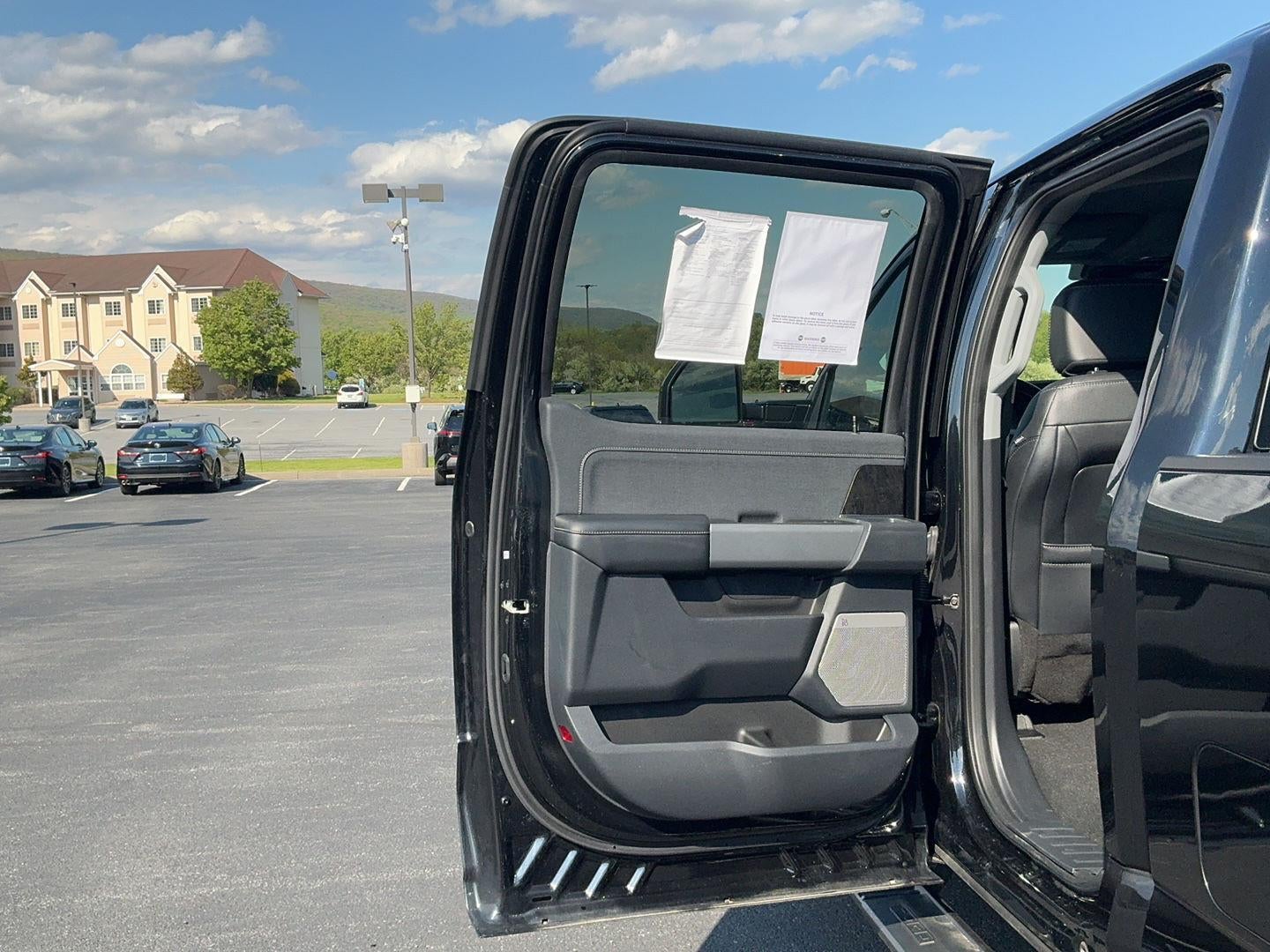 2024 Ford Super Duty F-250 Lariat