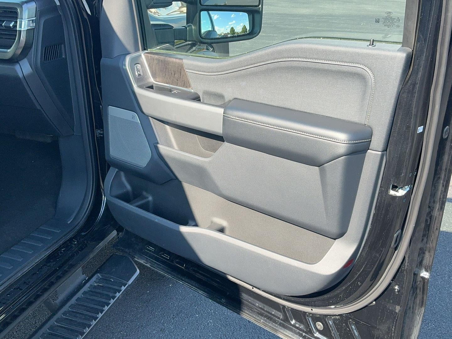 2024 Ford Super Duty F-250 Lariat