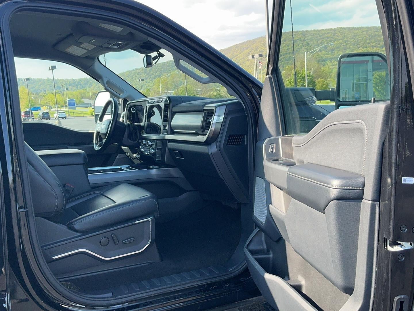 2024 Ford Super Duty F-250 Lariat